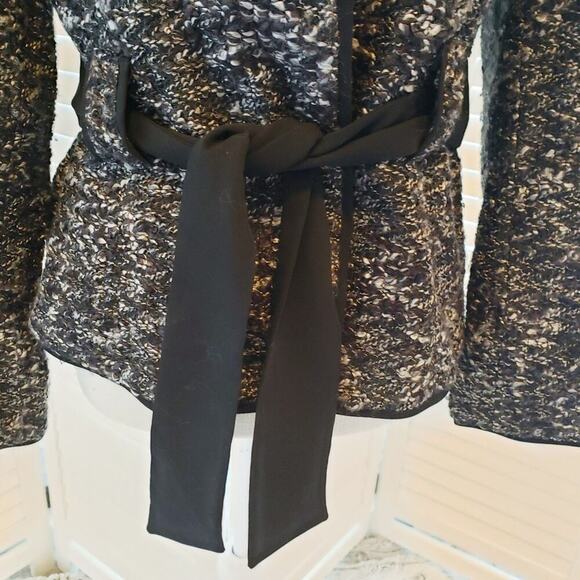 SANDRO SPORTSWEAR  BLACK/WHITE WRAP TIE BLAZER MED - Picture 5 of 6